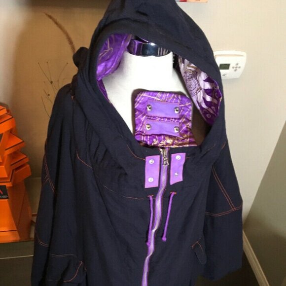 The People of the Labyrinths Blue Cotton Jacket - Picture 2 of 12